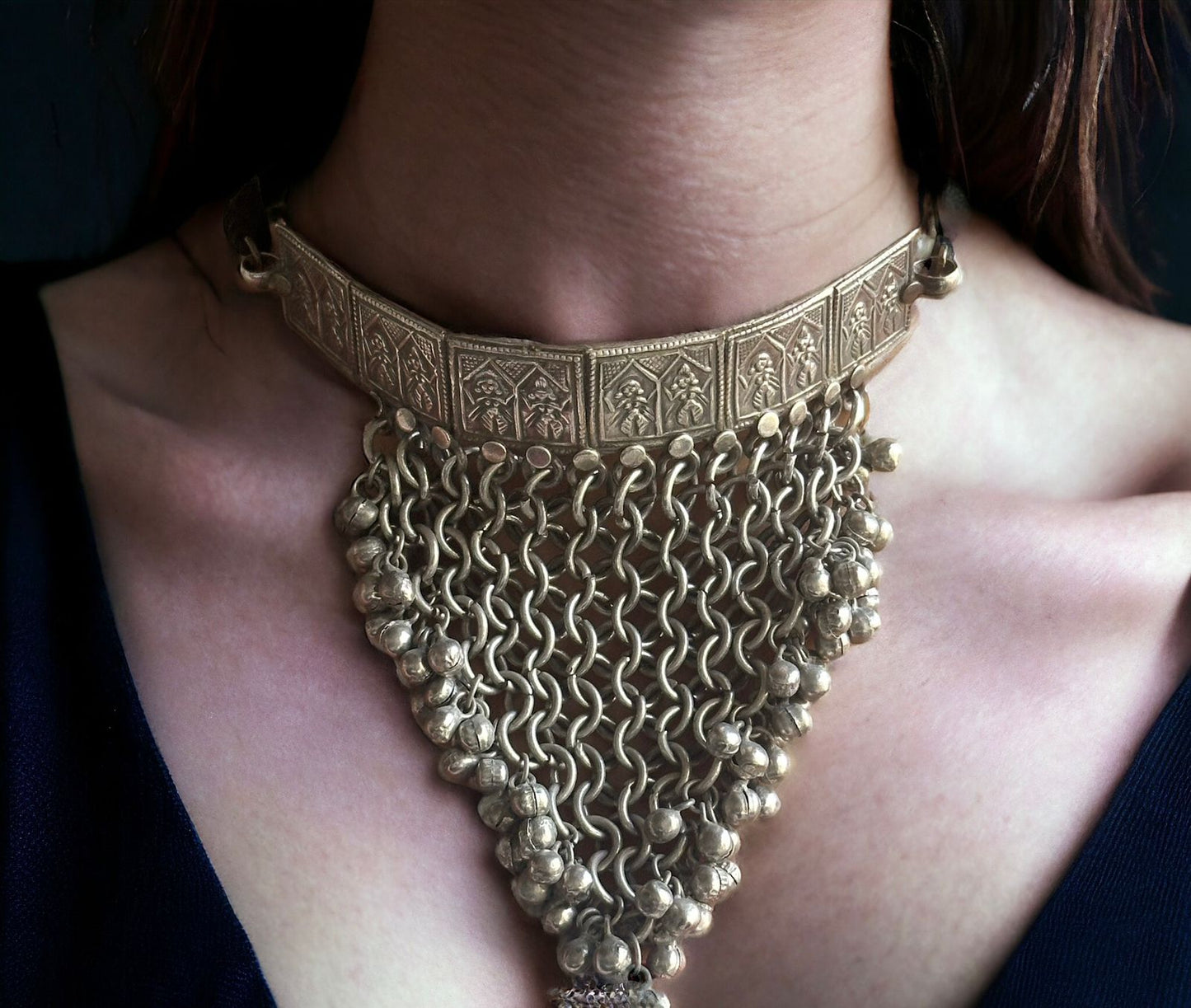 Bold Essence Oxidized Silver Necklace with earrings